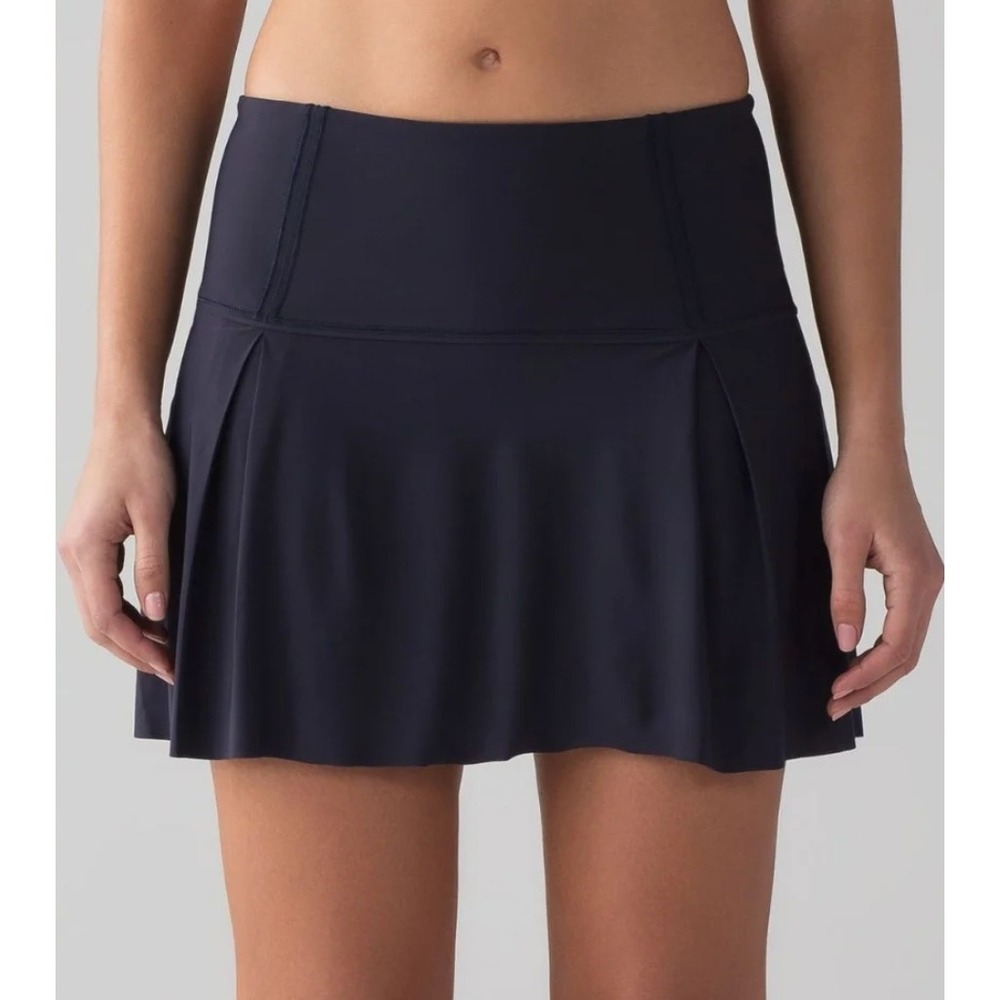 Lululemon Lost In Pace Skirt Size 2 Dark Navy Blue Pleated Athletic Skirt